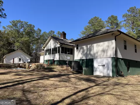 Exterior - 1252 Jasmine, Dublin, GA 31021 photo 5 of 8