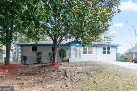 110 Hidden Brook Ct, College Park, GA 30349