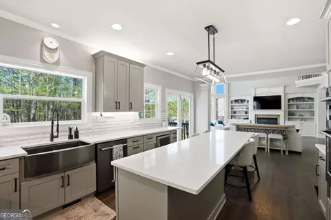 Kitchen - 3038 Willowstone Dr, Duluth, GA 30096 photo 4 of 5