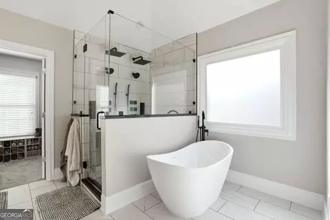 Bath - 3038 Willowstone Dr, Duluth, GA 30096 photo 4 of 7