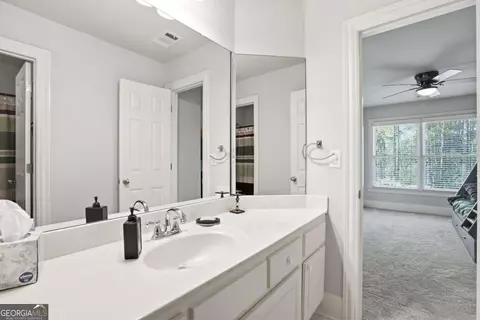 Bath - 3038 Willowstone Dr, Duluth, GA 30096 photo 3 of 7