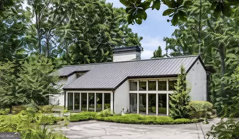 1165 Regency Rd NW, Atlanta, GA 30327