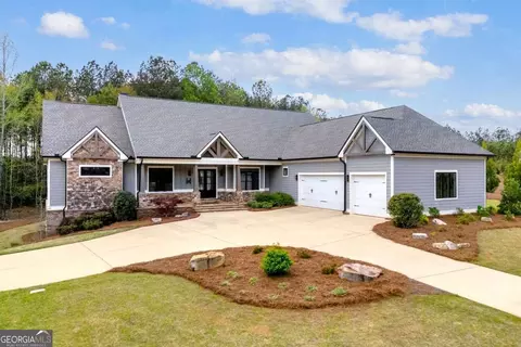 2499 Rivers Edge Dr, Bogart, GA 30622