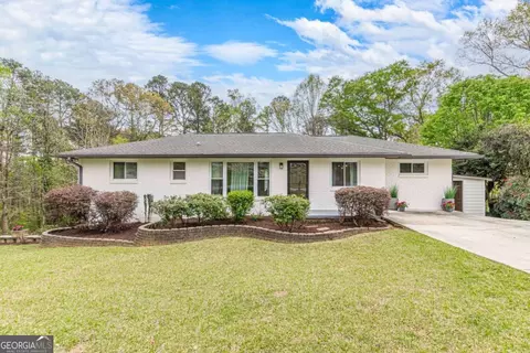 2396 Elmwood Cir SE, Smyrna, GA 30080