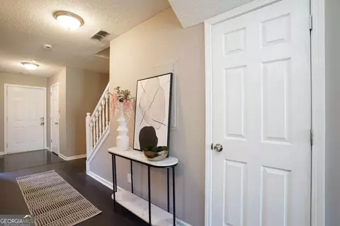 5338 Creekview Ln, Morrow, GA 30260 photo 5