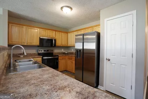 5338 Creekview Ln, Morrow, GA 30260 photo 15