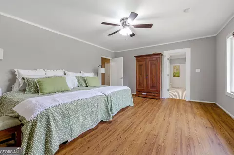 Bedroom - 490 Maple St, Cornelia, GA 30531 photo 3 of 11