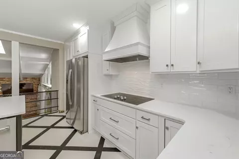 Kitchen - 490 Maple St, Cornelia, GA 30531 photo 3 of 5