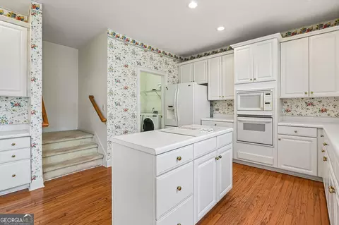 Kitchen - 5002 Riverthur Ct, Peachtree Corners, GA 30096 photo 5 of 5