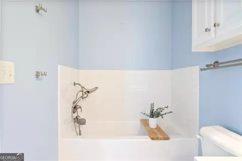 Bath - Undisclosed, Atlanta, GA 30319 photo 4 of 4