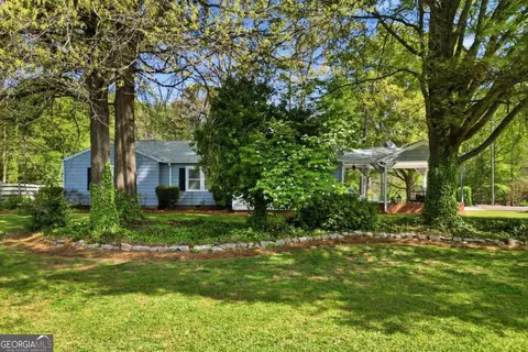 1625 Seayes Rd SW, Mableton, GA 30126