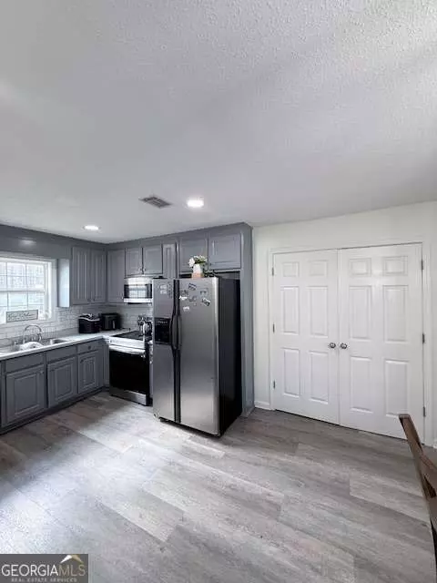 333 Centennial Dr, Bethlehem, GA 30620 photo 4
