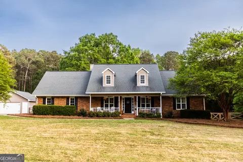 184 Wildflower Dr, Social Circle, GA 30025