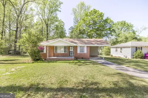 2815 Horseshoe Dr, Macon, GA 31211