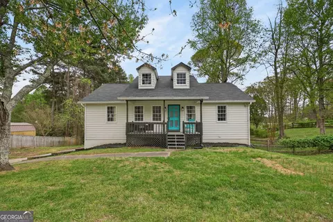 28 Stone Edge Dr, Hiram, GA 30141