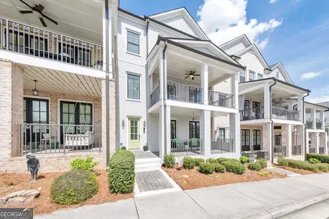118 Harlow Cir, Roswell, GA 30076