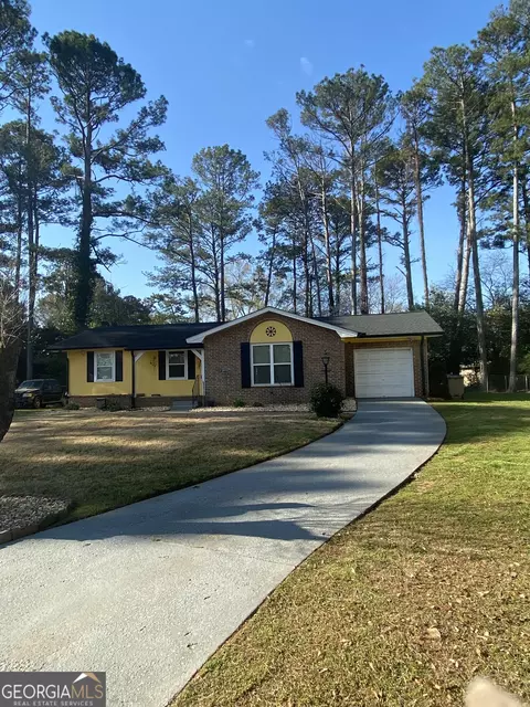 8783 Homewood Ct, Riverdale, GA 30274