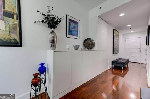 1080 Peachtree St NE #905, Atlanta, GA 30309