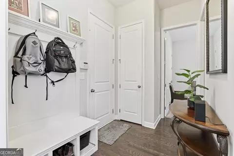Entry Way - 335 Park Haven Ln, Tyrone, GA 30290 photo 1 of 2