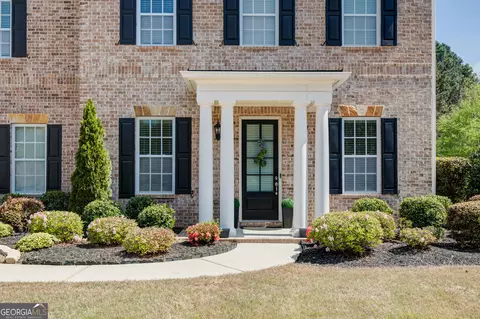 Exterior - 335 Park Haven Ln, Tyrone, GA 30290 photo 3 of 10