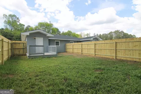 Exterior - 708 S 3rd St, Warner Robins, GA 31088 photo 6 of 7