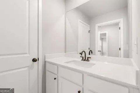 Bath - 320 Sundown Trl, Mcdonough, GA 30252 photo 2 of 2