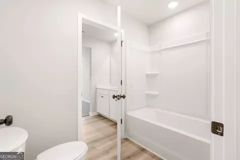 Entry Way - 320 Sundown Trl, Mcdonough, GA 30252 photo 6 of 7
