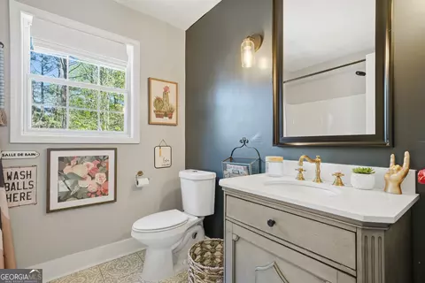 Bath - 404 Eileen Cir, Canton, GA 30114 photo 1 of 4