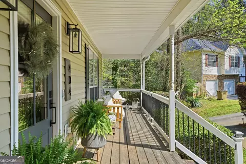 Exterior - 404 Eileen Cir, Canton, GA 30114 photo 4 of 8