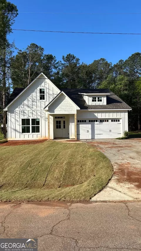 191 Oak Ave, Pine Mountain, GA 31822