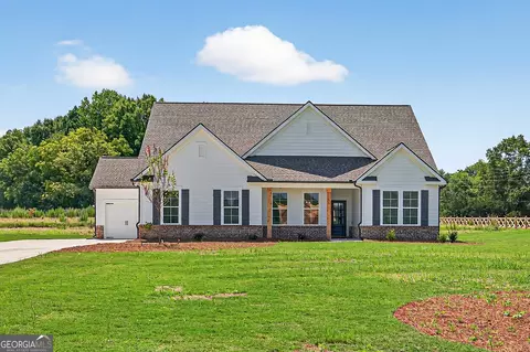 37 Cherokee Ct, Good Hope, GA 30641
