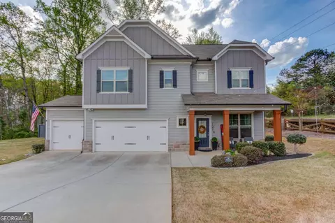 102 Morris Creek Dr, Hoschton, GA 30548