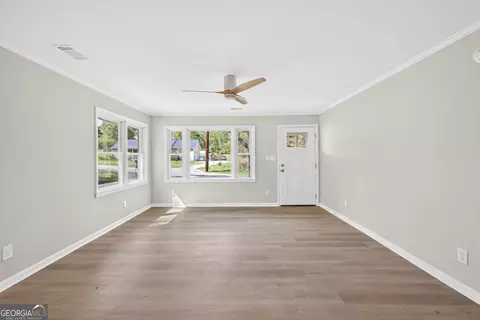 Living - 38 Bill Rutledge Rd, Winder, GA 30680 photo 4 of 6