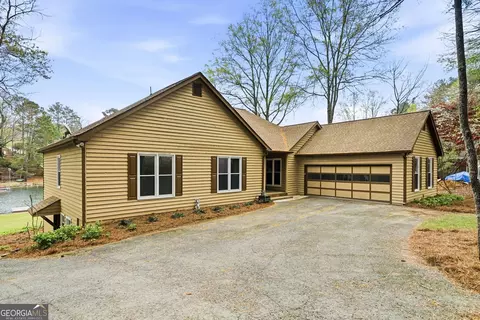 215 White Antelope St, Waleska, GA 30183