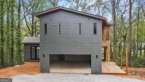 2471 Saint Patrick St SE, Atlanta, GA 30317