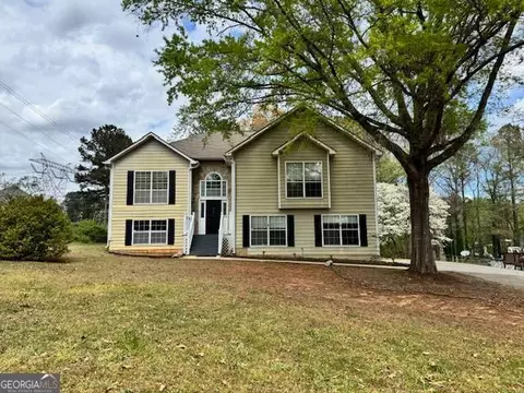 4022 Harvest Ridge Dr, Douglasville, GA 30135