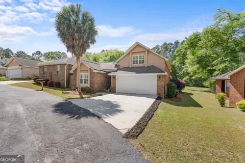 1667 Pondside Dr, Statesboro, GA 30458