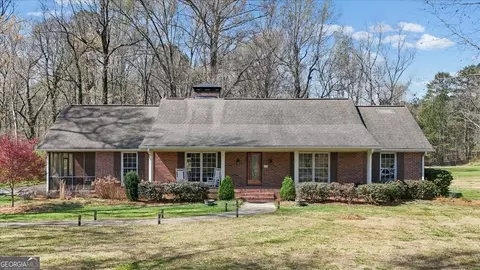 428 Horseshoe Cir, Rockmart, GA 30153