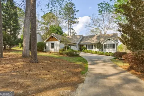 1040 Spyglass Hl, Greensboro, GA 30642