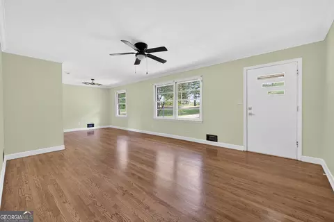 Living - 3825 Highway 81 W, Hampton, GA 30228 photo 2 of 3