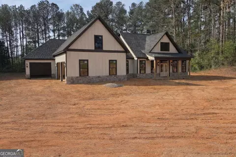 4352 Cedarcrest Rd, Acworth, GA 30101