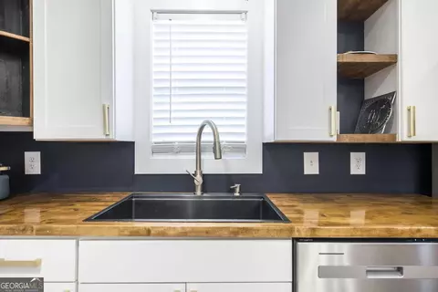 Kitchen - 793 Springhaven Rd, Dexter, GA 31019 photo 5 of 5