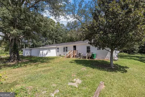 329 Pine Cir, Bowdon, GA 30108 photo 2