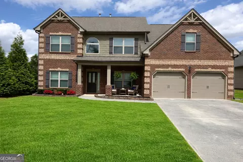 928 Shannon Mist Dr, Loganville, GA 30052