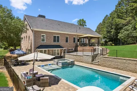 1552 Gracebrook Dr, Lawrenceville, GA 30045