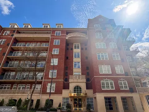 77 Peachtree Pl NE #201, Atlanta, GA 30309