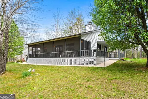 9045 Betty Jo Cir #17, Young Harris, GA 30582