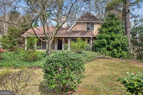 2190 Meadow Wood Ct, Marietta, GA 30062