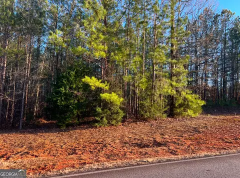 111 Gardens Dr, Forsyth, GA 31029