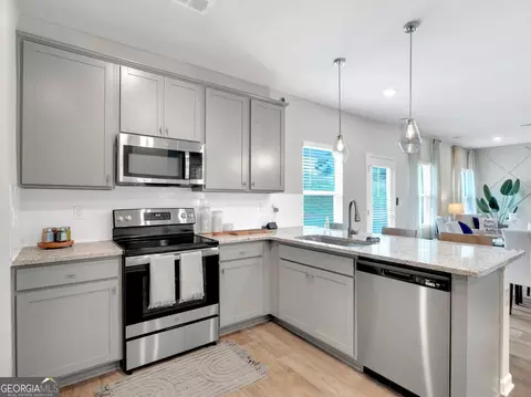 Kitchen - 307 Rusty Plow Ln, Perry, GA 31069 photo 2 of 3